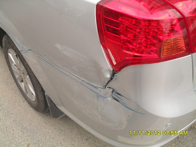 【凯凯倒车时受伤了,第一次报保险,全责,4S店说