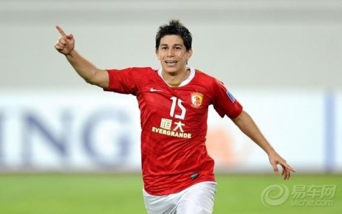 【【我与足球明星】恒大的中场魔术师--孔卡】