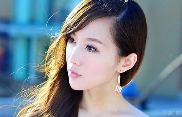 【【小知识】头发怎么变黑变多变浓密的方法】