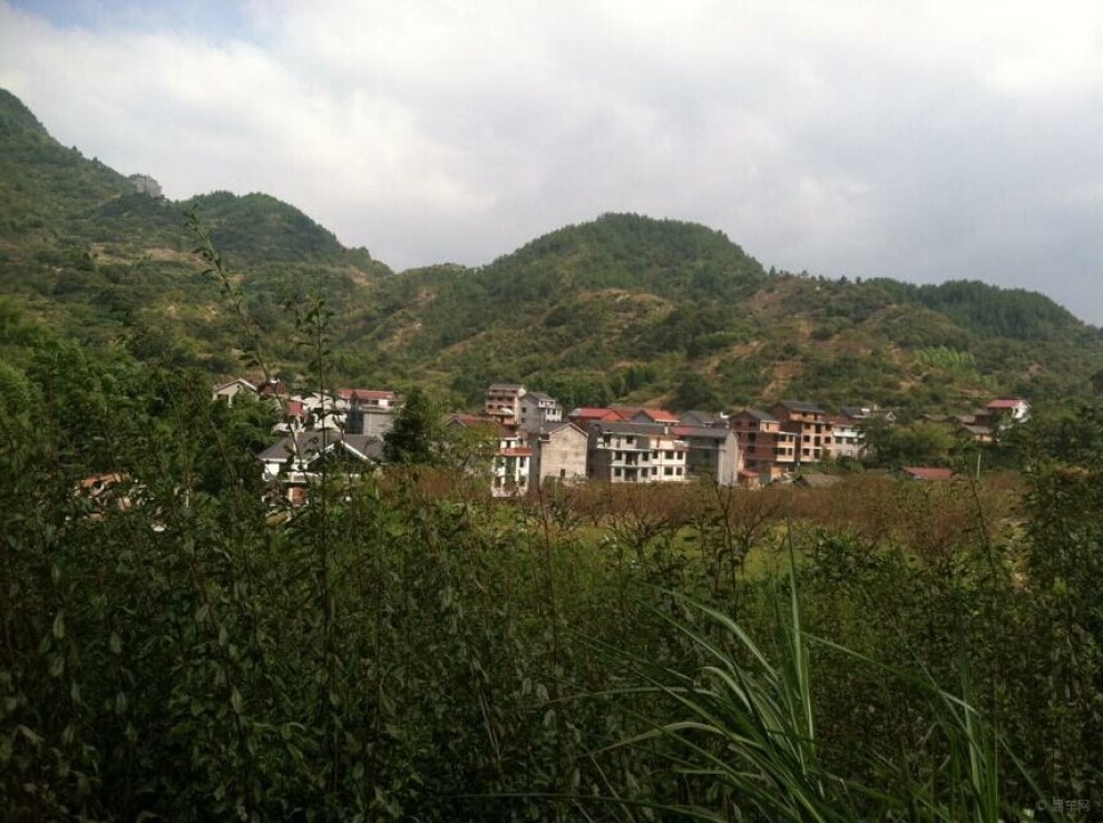 【周末休息带小六子男盆友回家】_众泰T600论