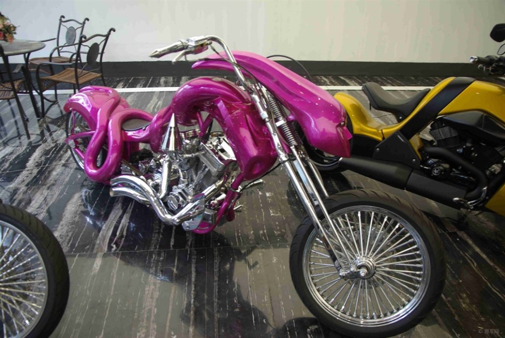 【历史成就经典,现代演绎传奇 北京梦想车展摩