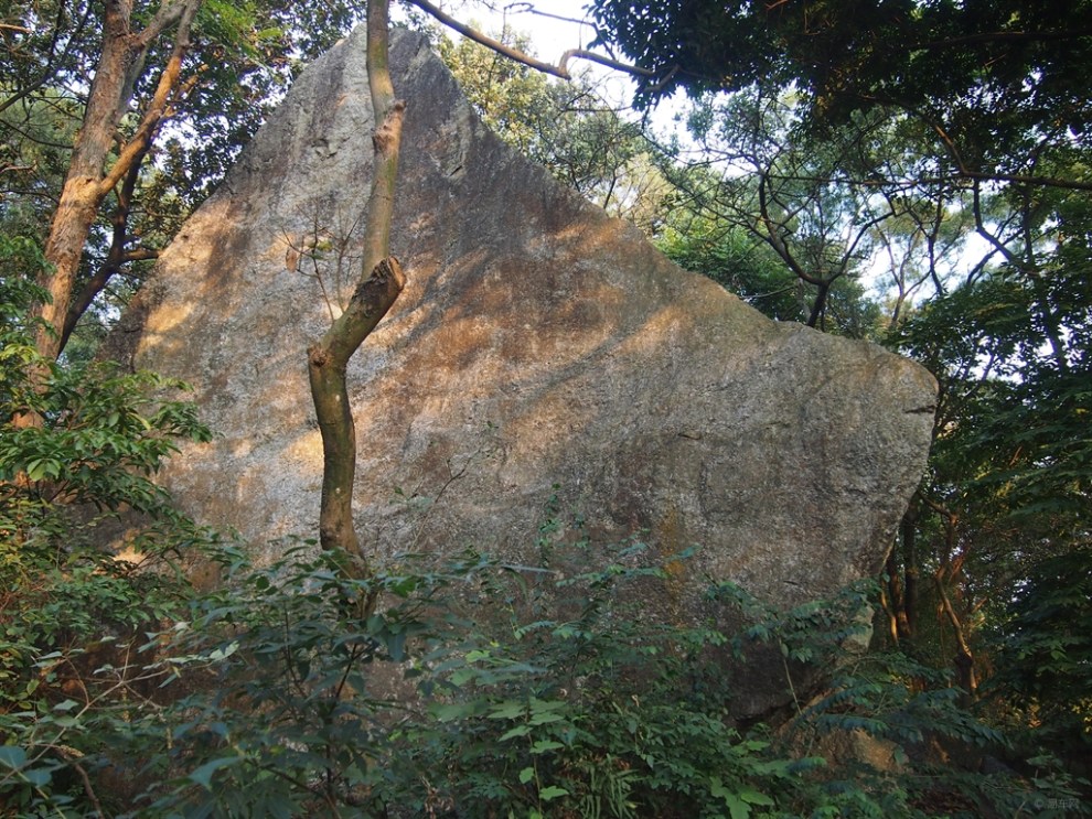 石母山奇石