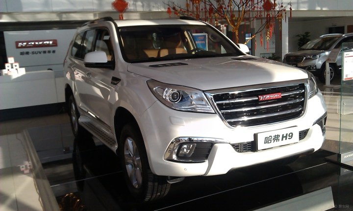 【这个销售顾问好坏好坏的,非要拉我去看车。