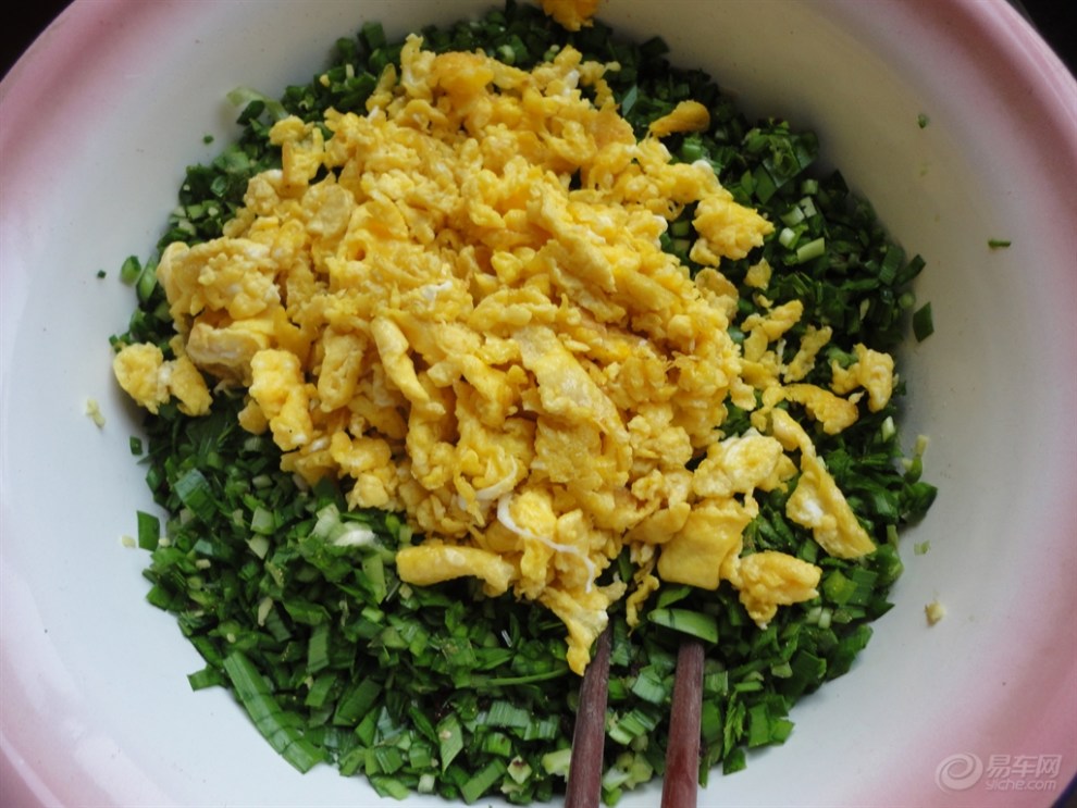 【【快乐厨艺】素食1:三鲜馅包子】_美食之旅