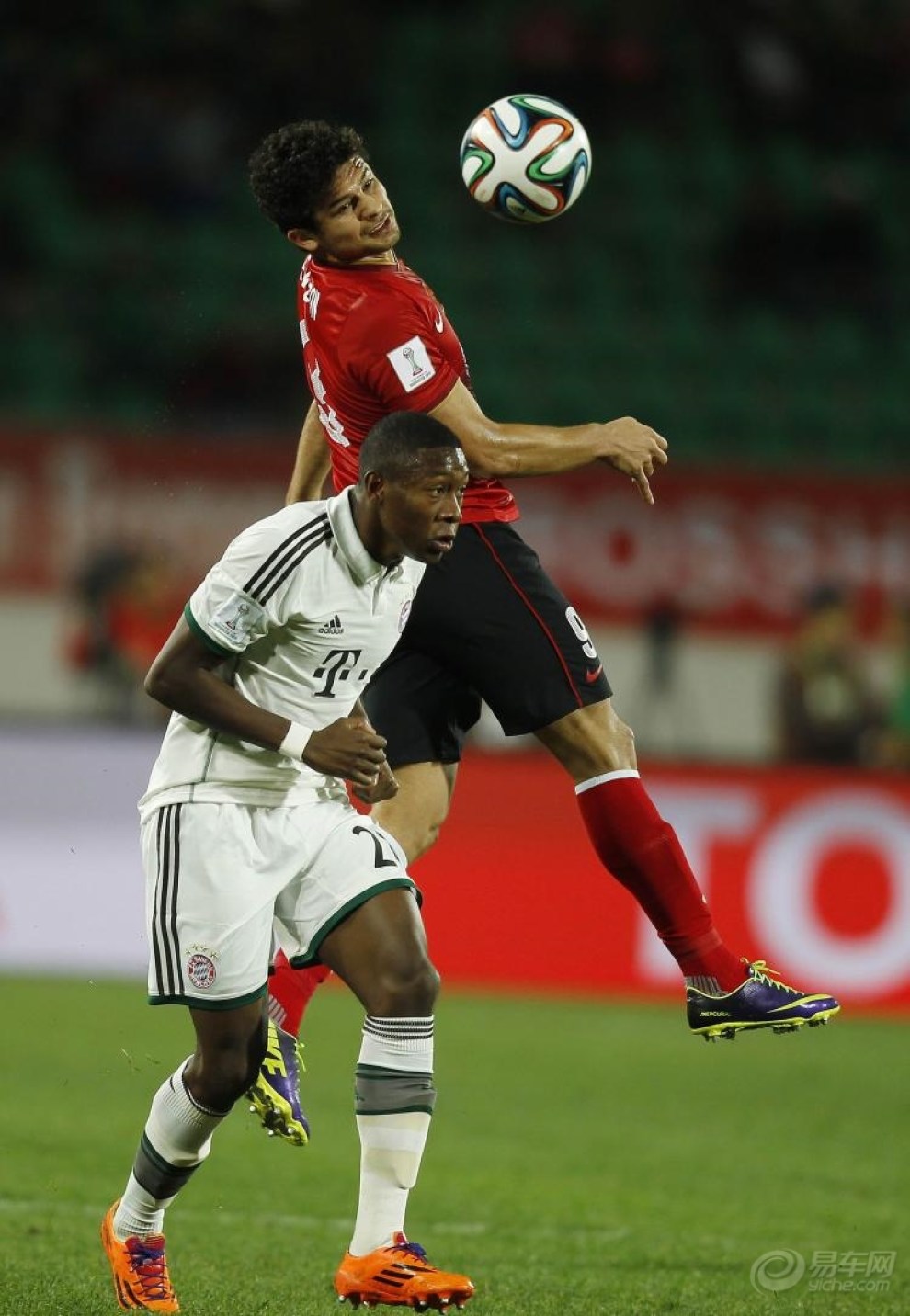 【【足球周刊】恒大VS拜仁比赛高清图赏】_易