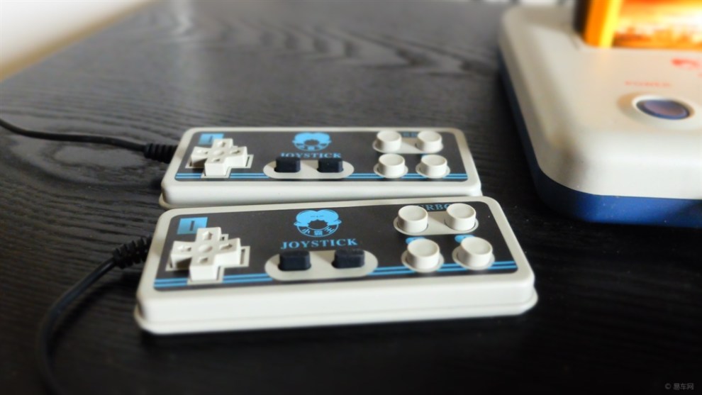 【小霸王其乐无穷,游戏机简单拍摄!】_重庆论