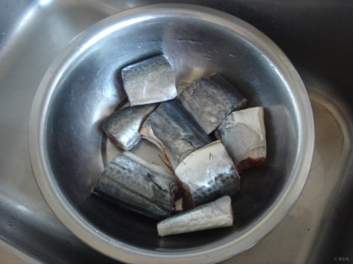 【【快乐厨艺第三季】酱炖燕霸鱼(荤)】_美食