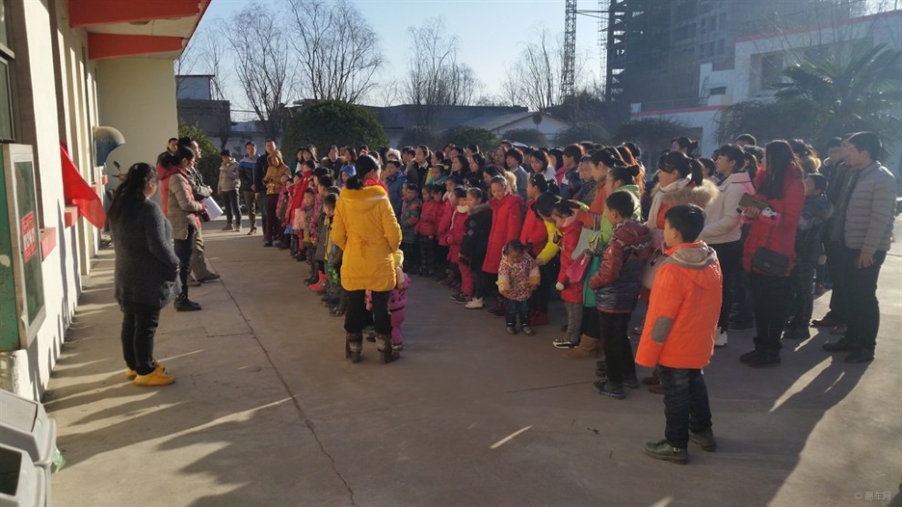 【河南六野走进福利院看望孤儿公益活动圆满结