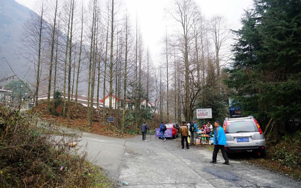 雪山】自驾、徒步彭州龙门山燕子沟(回龙沟)】