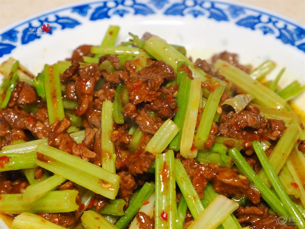 【冬日暖食】芹菜牛肉丝