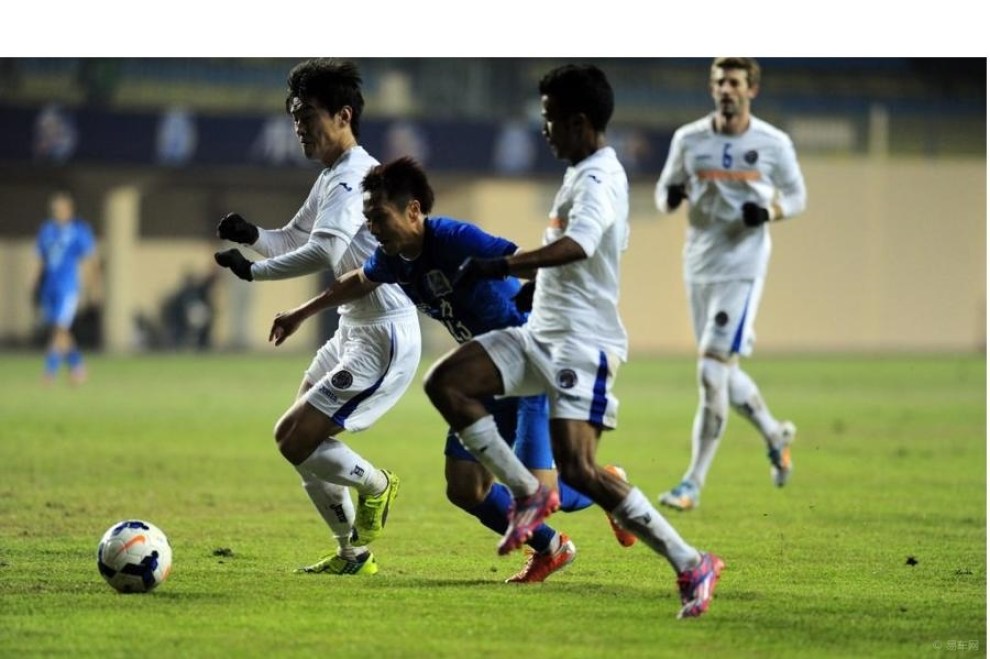 【富力3-0勇士 104】_易车足球大联盟图片集锦