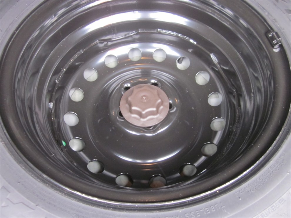 【【易车大联盟】备胎同样要保养】_荣威350