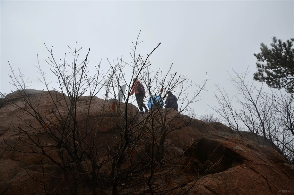 【雨天登山随拍及雨天登山小知识分享】_辽宁