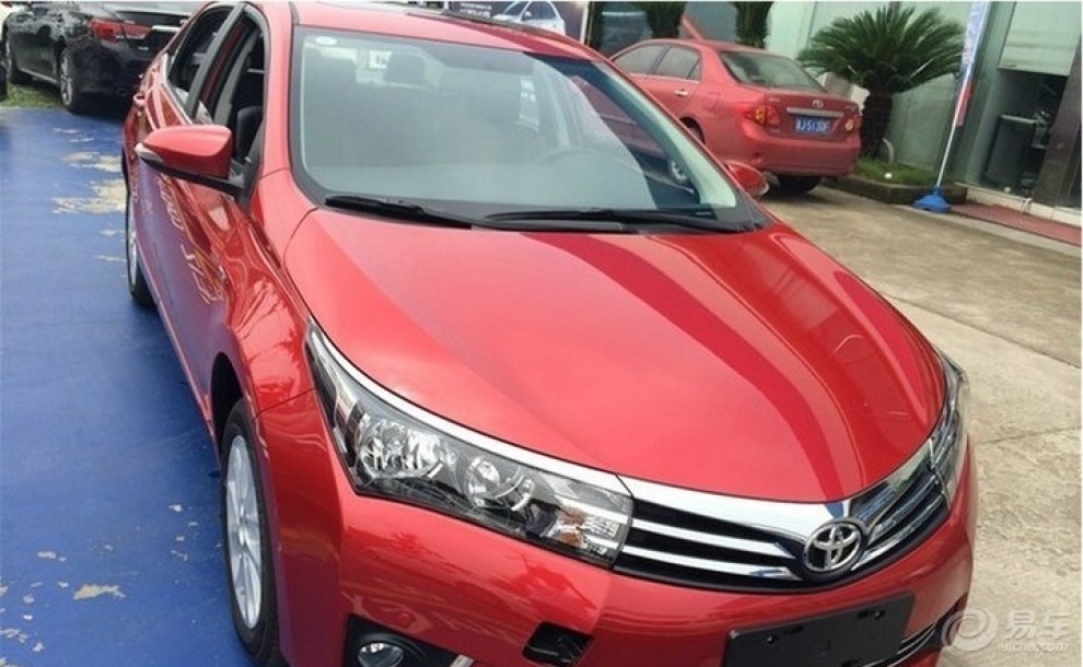 【1.6自动真皮红卡罗拉提车 配置满意且实用】