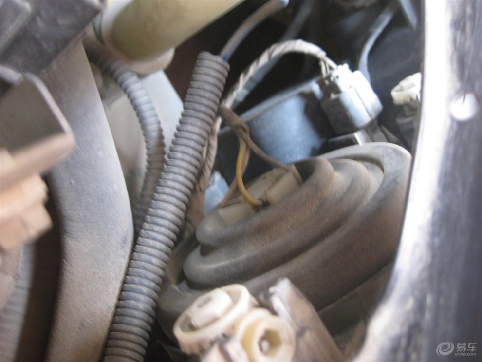 【新赛欧大灯灯泡更换!】_福建论坛图片集锦