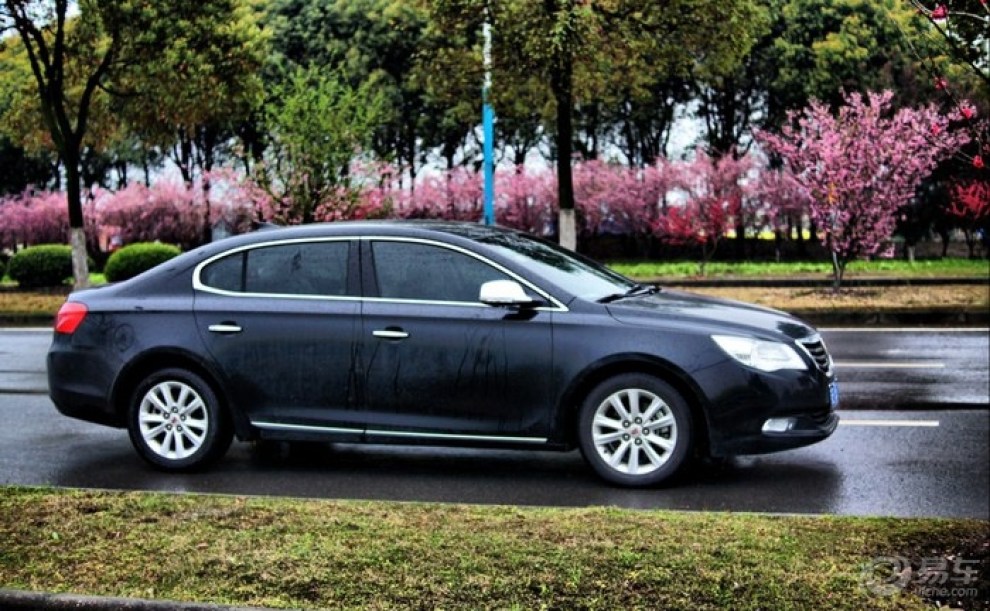 【型男教你如何攻陷耳朵敏感区】_荣威950论