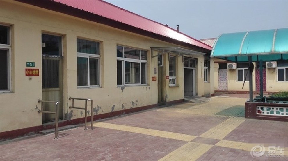 【百善孝为先,善待老人,因为我们都会老去。--