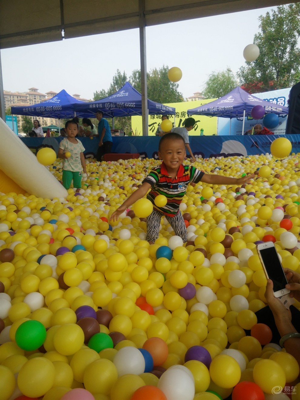 【去玩海洋球---孩子们的世界】_赛欧论坛图片