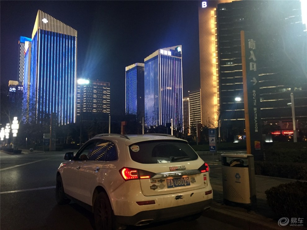 【都市之美】航拍西安高新城市之门夜景