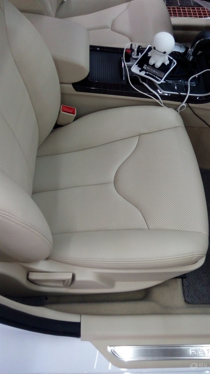 【【上海长安车友会】睿骋美容记之皮革护理】