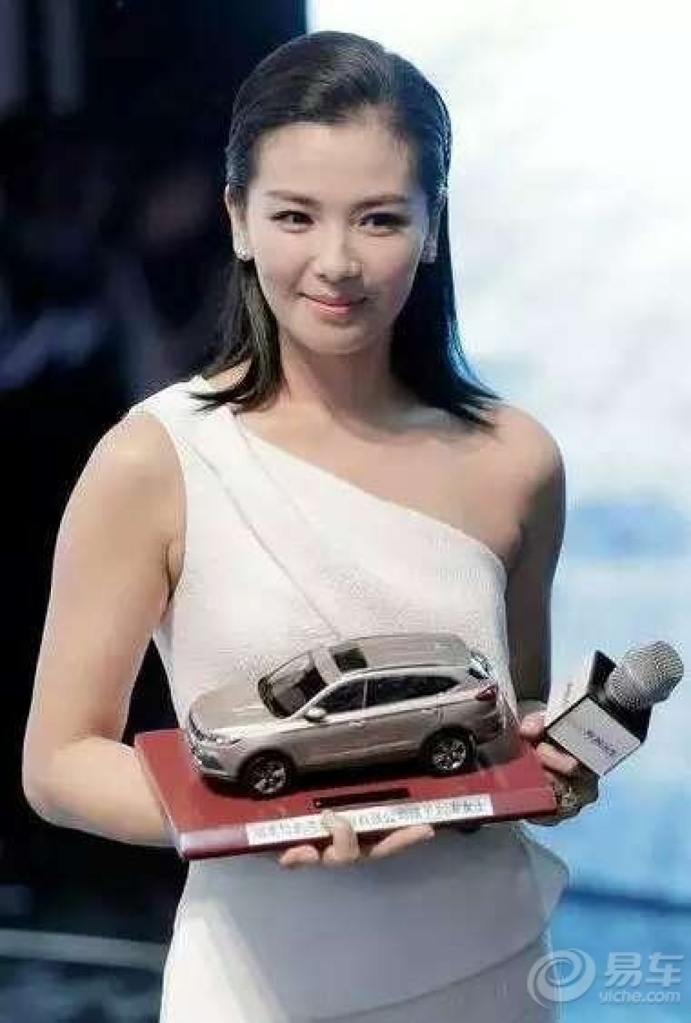 【最喜欢刘涛和汪涵,他们能为CS10代言说明猎