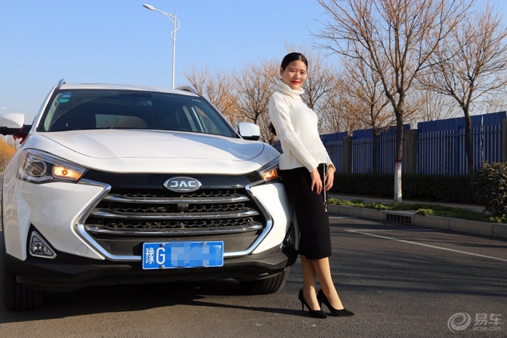 【愿得一心人,白头不相离 媳妇当车模领略瑞风