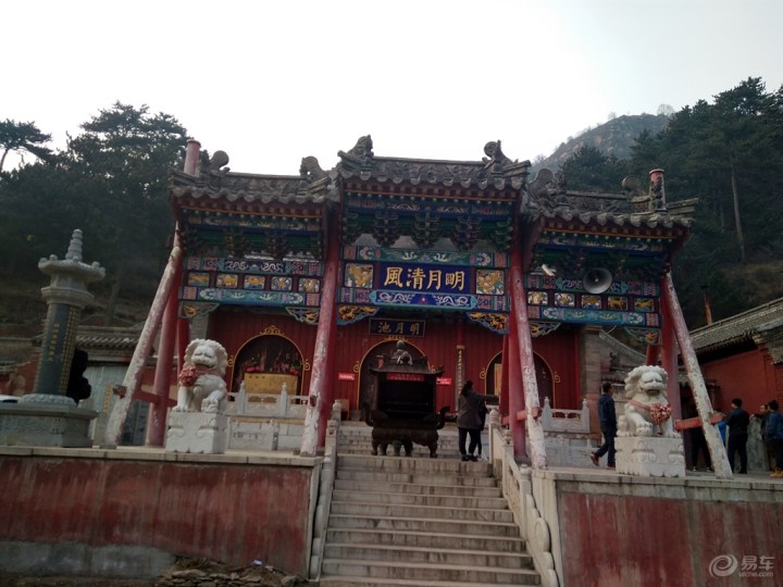 【车友与野兽一起小游美女山西】_五台佛国屁美女对脸图片