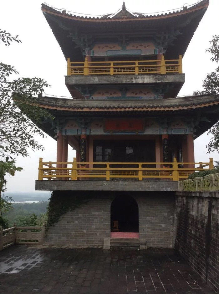 海南有几座牌坊 9950b18b2d8c4158ac0bdad0ce42ce14_700_0_max_jpg.jpg