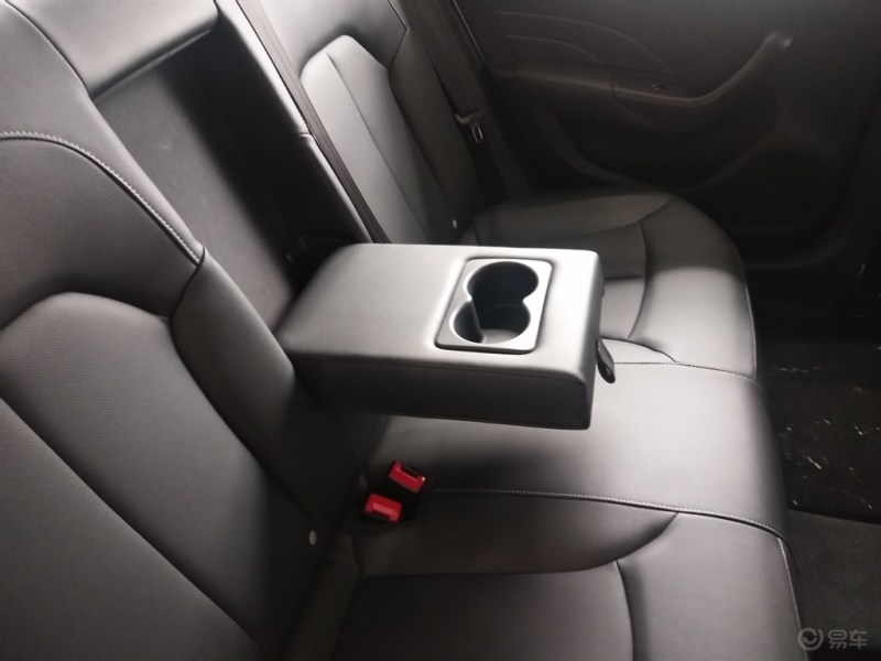 我跟隔壁老王有个约会之送佛送到西