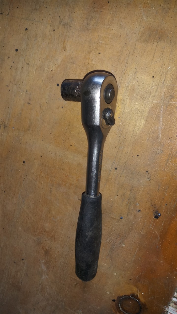 大通G10-更换离合器支架详细作业
