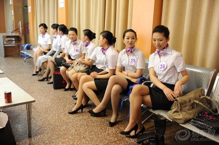 送极品小姨子 南航空姐武汉赛区终极pk(美女如云)