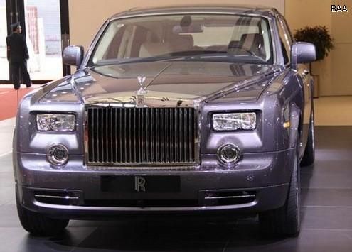 【车展豪车一抢而空!天价豪车售价排行榜!】_