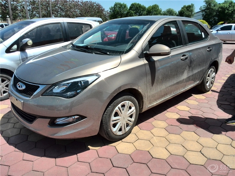 【易点易评团】看客之一览奇瑞艾瑞泽3(内饰篇)