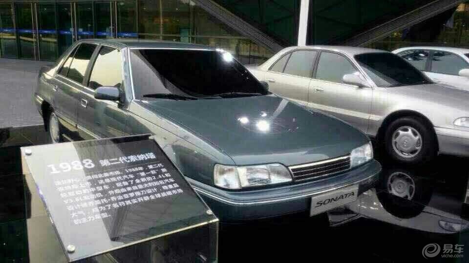 这是第二代索纳塔(1988年-1994年)