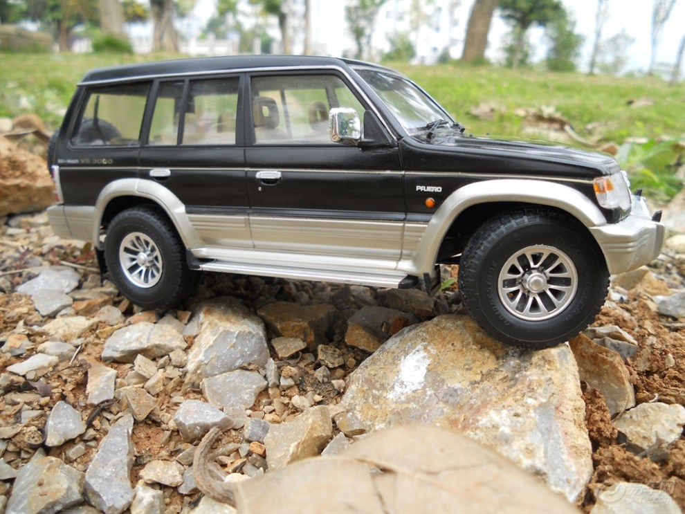 那些年我们一起追过的车车之一------帕杰罗v33