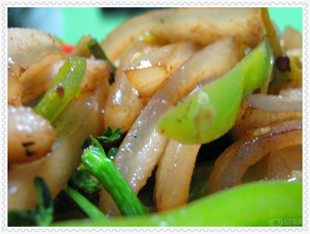 【教你做美食】泡椒炒猪皮