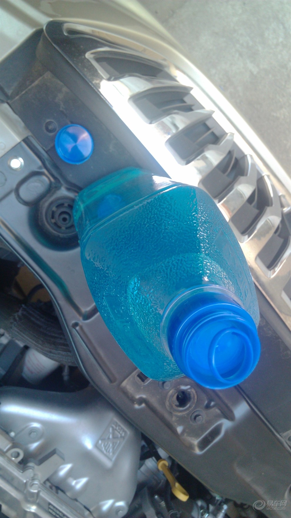 【给凯越加玻璃水diy作业流程】_福建社区图片集锦_汽车论坛-易车网