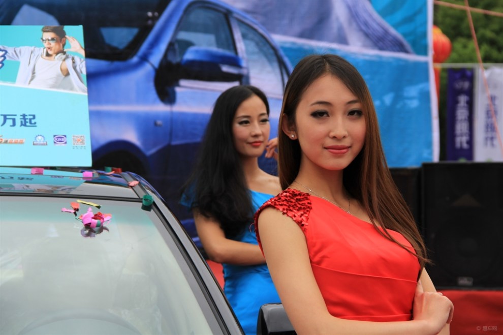 【我要当车模】首拍2014万州心连心广场车展车模