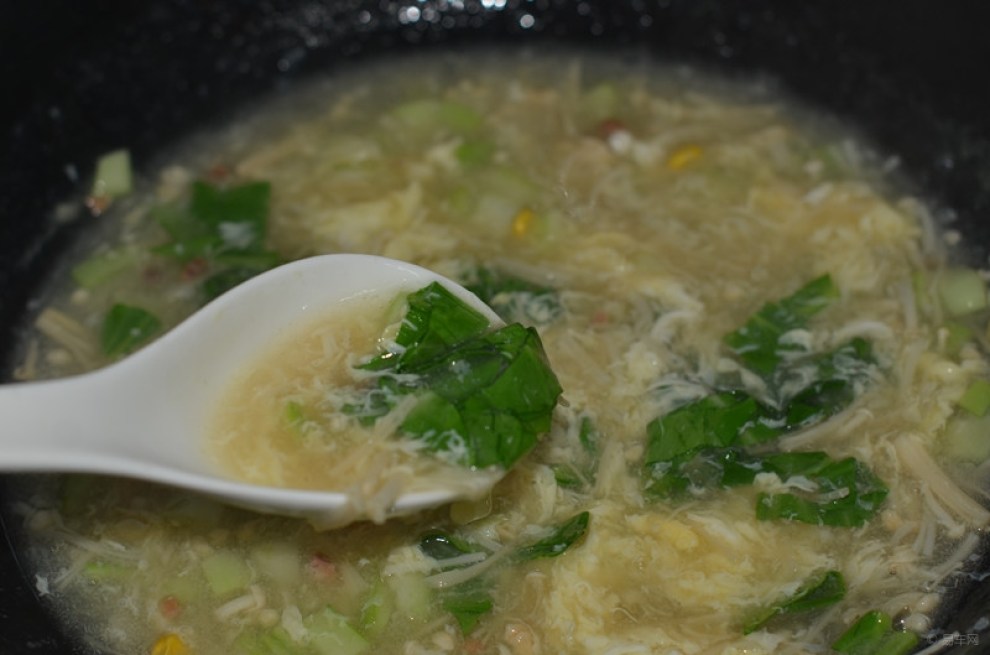 【快乐厨艺】金针菇蛋花汤