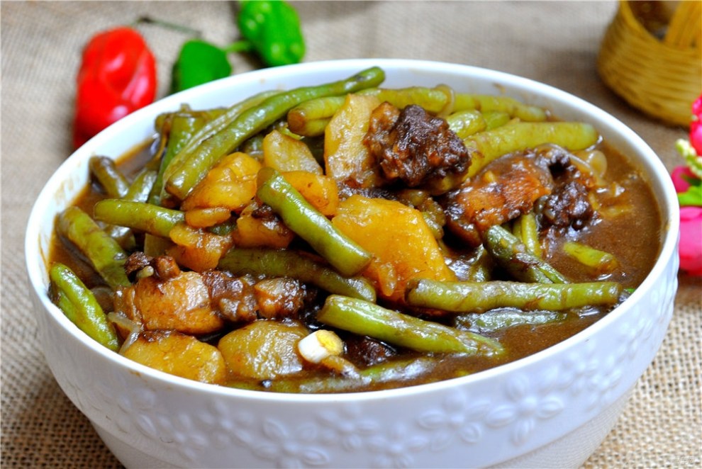 【快乐厨艺】豆角炖土豆(冬日)