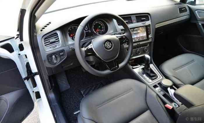 迟到的作业:高尔夫7提车半月