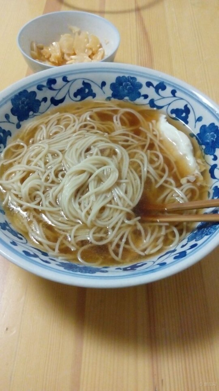 【美食】海味拼盘素面毛血旺