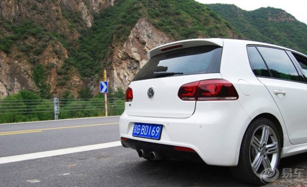 【白色r20提车作业】_高尔夫论坛图片集锦_汽车论坛-易车网