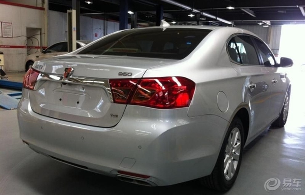 前前后后花了一个月的时间,银色荣威950 2.4tgi终于到