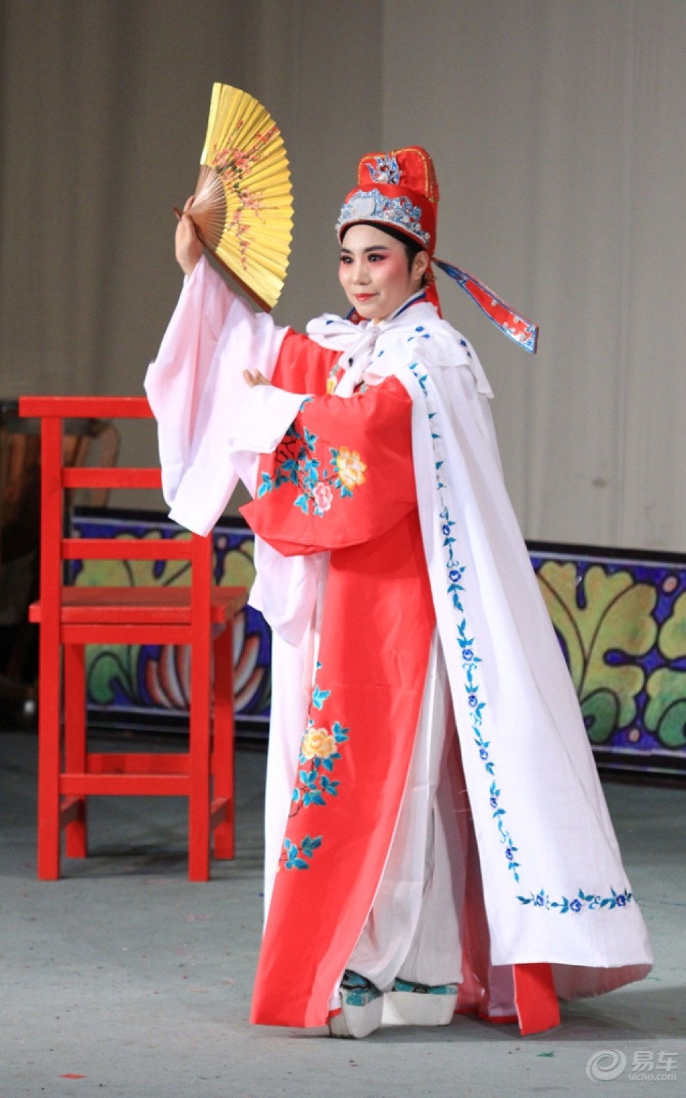 越剧《红丝错》剧照