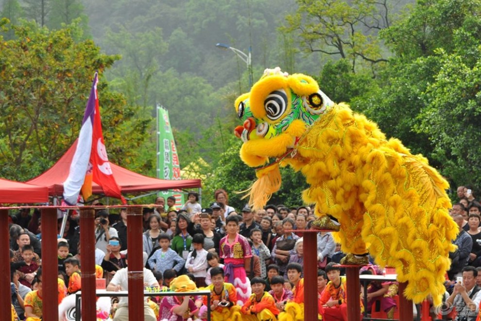 桂林市"三月三"金牌狮王争霸赛