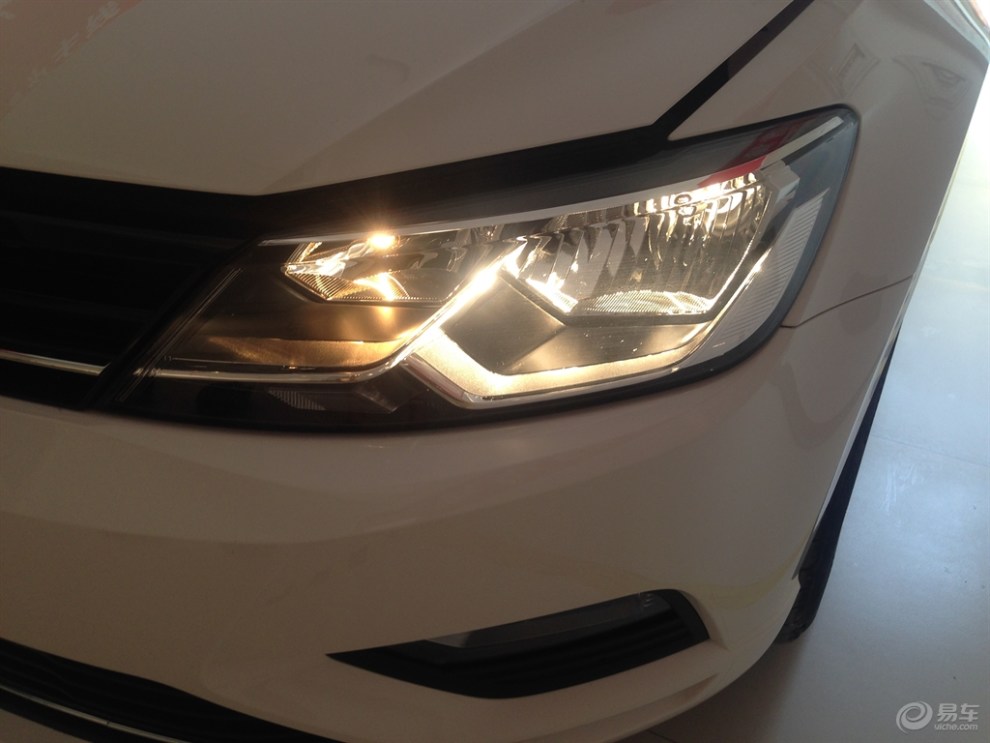 白色230风尚版升级330豪华版进口led大灯作业