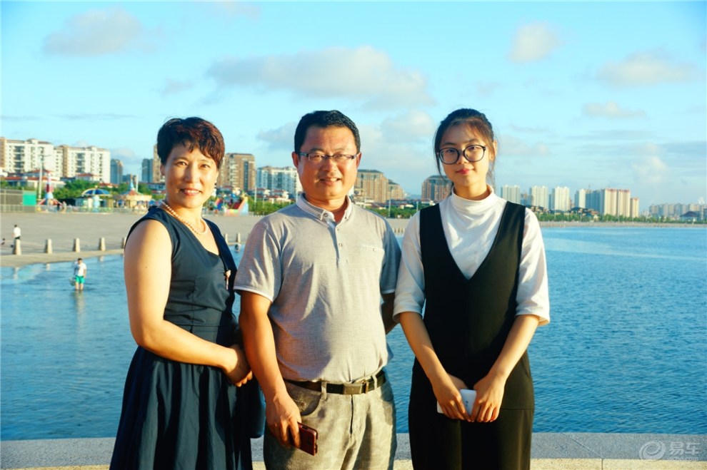 车友欢聚,一起嗨皮