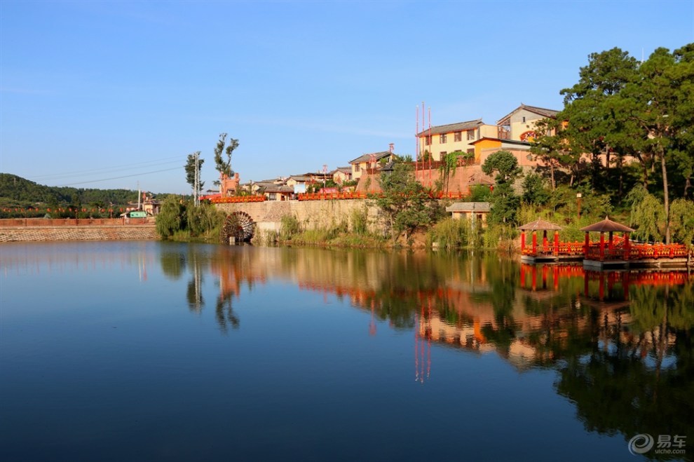 楚雄紫溪彝村随拍