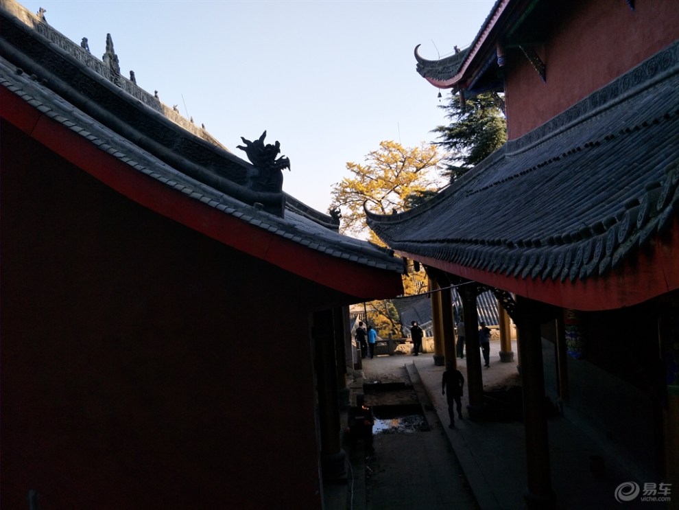 【四川cs35车友会】无花 登高望远走进禅林净地慈云寺